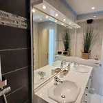 Piscine & Soleil A - T3 Spacieux Avec Clim & Exterieurs Apartman