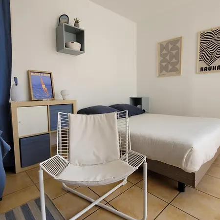 Le Toit Du Port ! Terrasses Spacieuses, Piscine, Climatisation, Parking * Hyeres