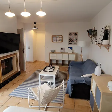Piscine & Soleil A - T3 Spacieux Avec Clim & Exterieurs Appartamento