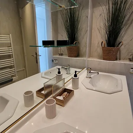 Le Toit Du Port ! Terrasses Spacieuses, Piscine, Climatisation, Parking Apartment Hyeres