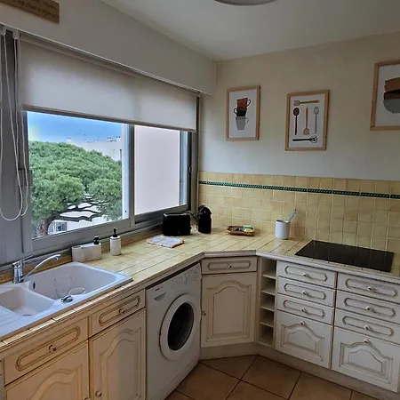 Le Toit Du Port ! Terrasses Spacieuses, Piscine, Climatisation, Parking *